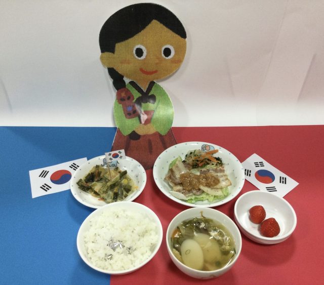 今月の誕生日会のメニューは韓国料理です 日の出医療福祉グループ