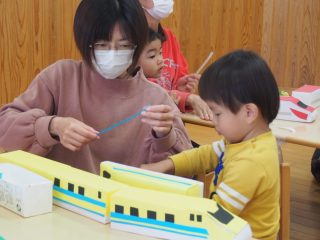 支援センター虹🌈手作りおもちゃ制作🎈サンサン🔴２歳児コース🔴