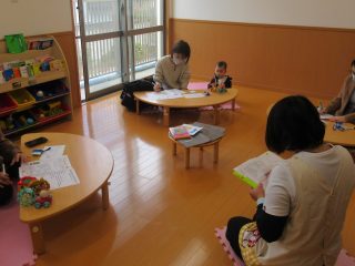 子育てひろば　「内覧会」