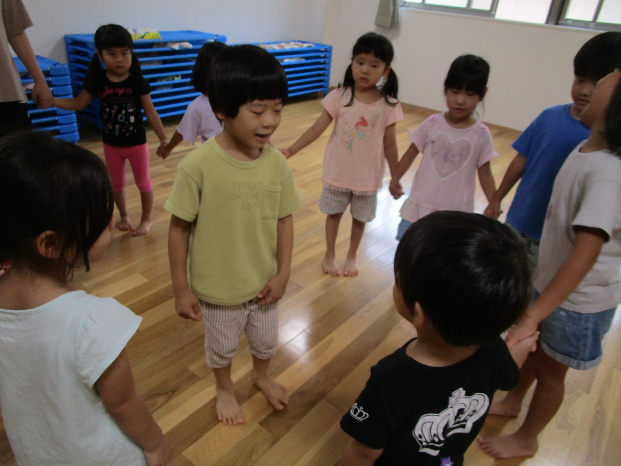 【中古】 わらべうたを子育てに 奄美わらべうたの伝承と実践/あさんてさーな/嘉原カヲリ 中古】 わらべうたを子育てに 奄美わらべうたの伝承と実践