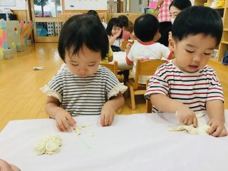 夏の遊びのご紹介(乳児編)