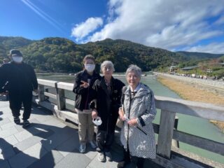 秋の行楽にて京都、金閣寺と嵐山に行きました