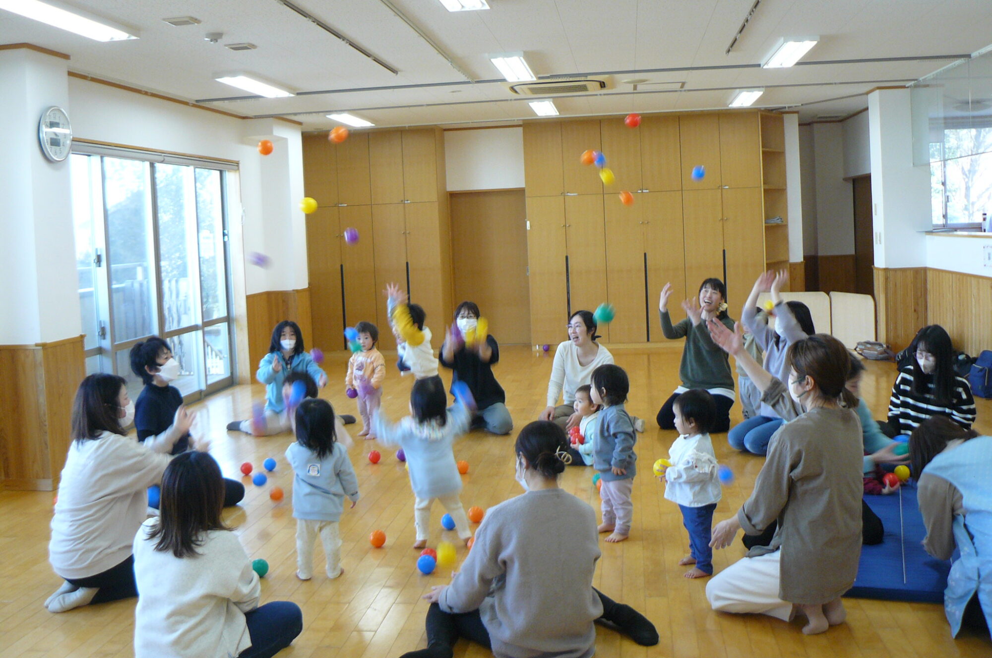 支援センター虹🌈　♪親子で体操体験♪