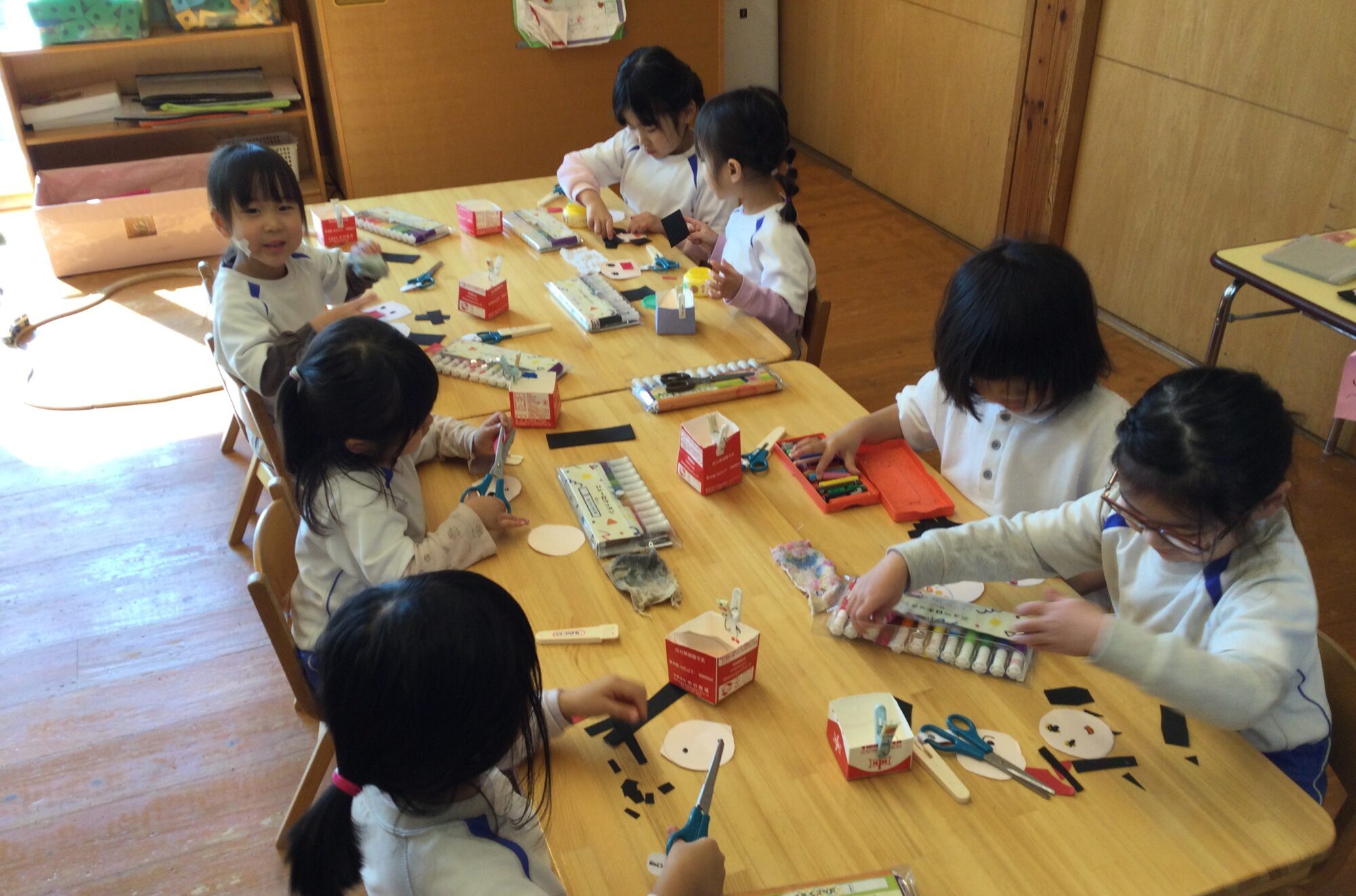 〜  作ってあそぶのたのしいね  〜