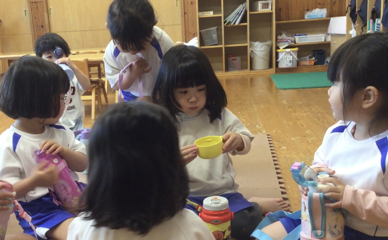 〜 はじめての水筒  〜