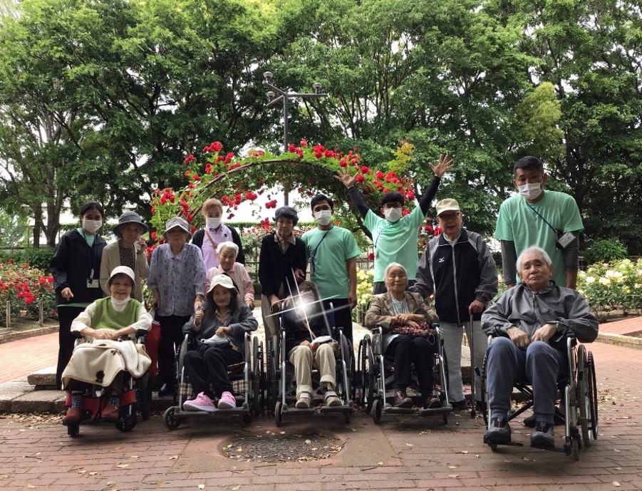 大井戸公園のバラ園散策🌼