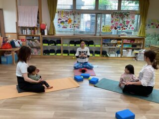 5月12日　親子ヨガ