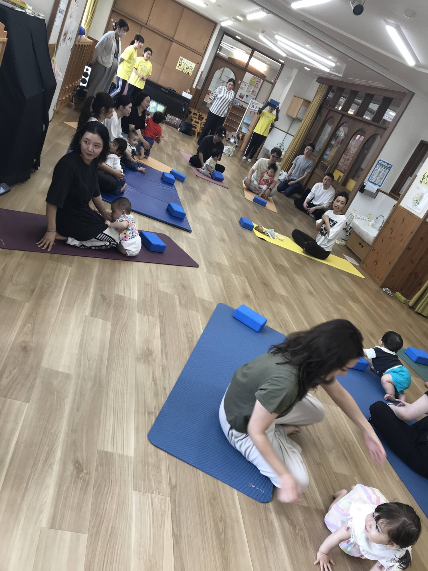 0歳児　もみじ組　親子ふれあい遊び