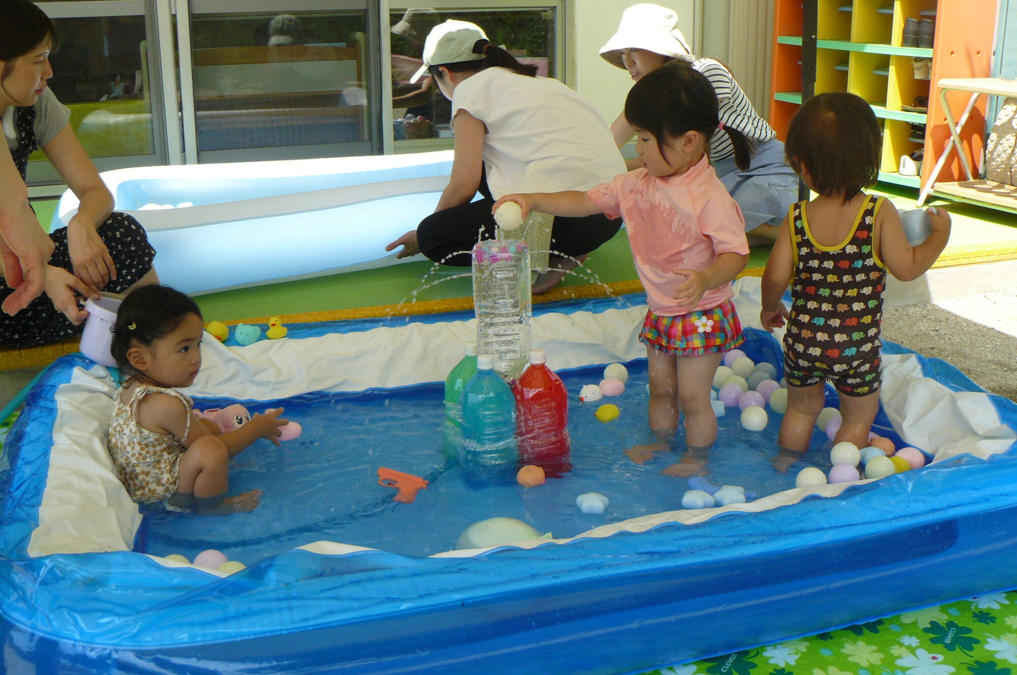 支援センター虹🌈親子教室ランラン（１歳児コース）水遊び💦
