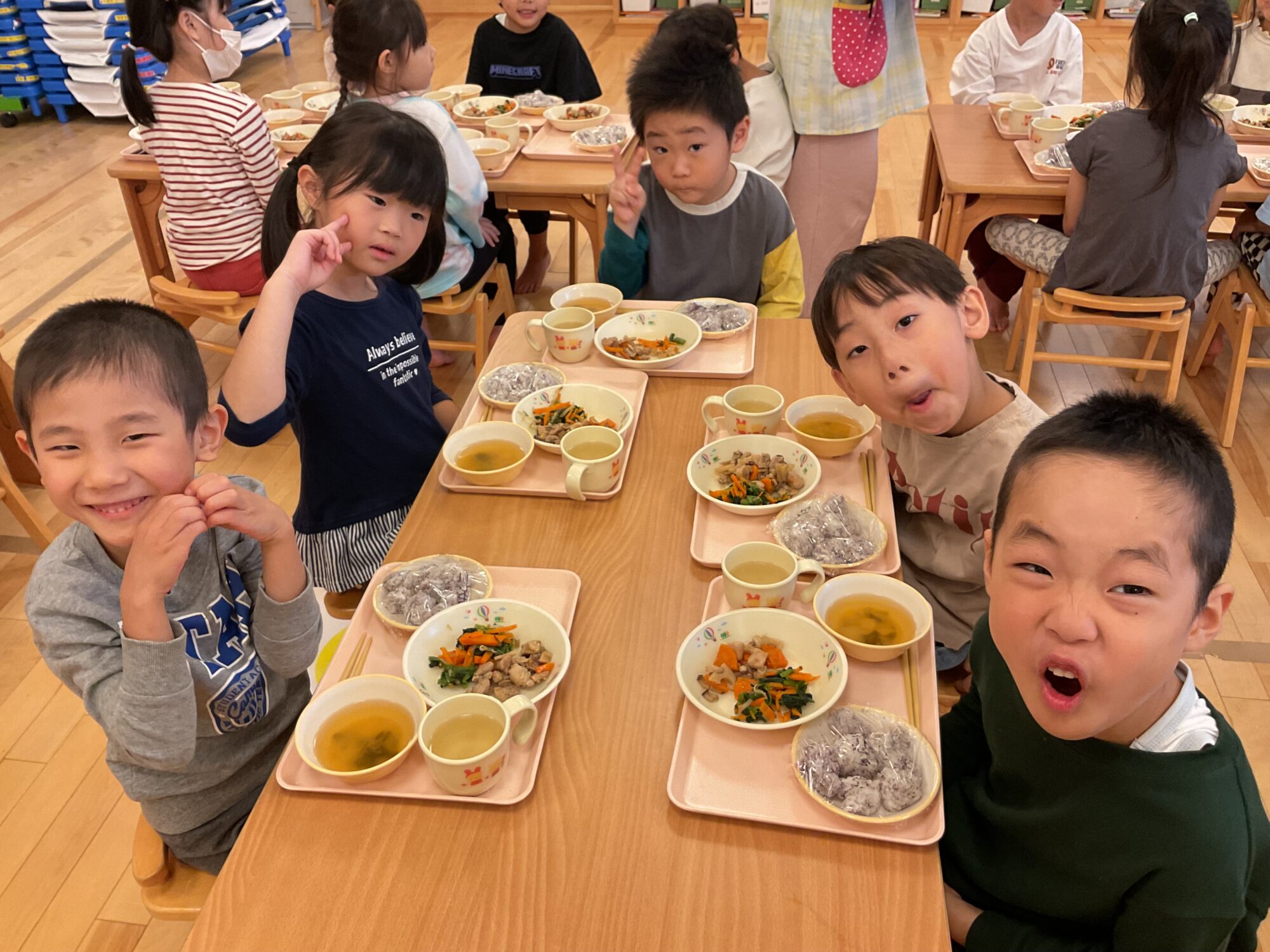 めろん組食育〜おにぎりづくり〜