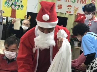 待ちに待ったクリスマスパーティー🎄